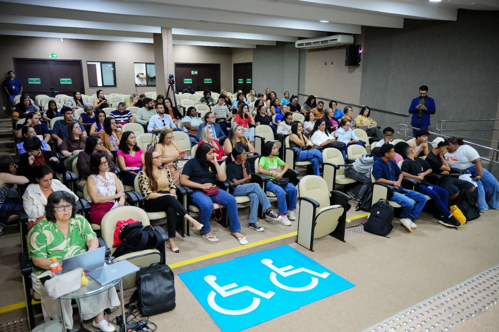 Os debates se concentram na formulação de políticas públicas, no fortalecimento das instâncias participativas e na garantia da escuta ativa de crianças e adolescentes