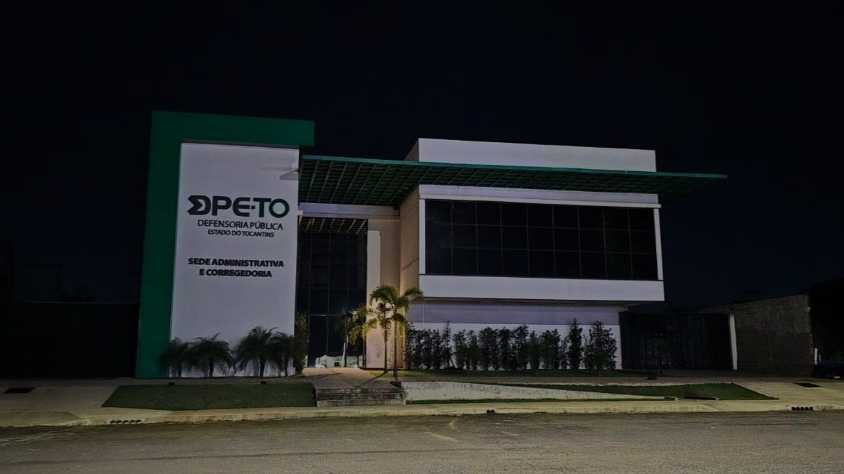 O momento das “luzes apagada” mostra apoio simbólico ao planeta