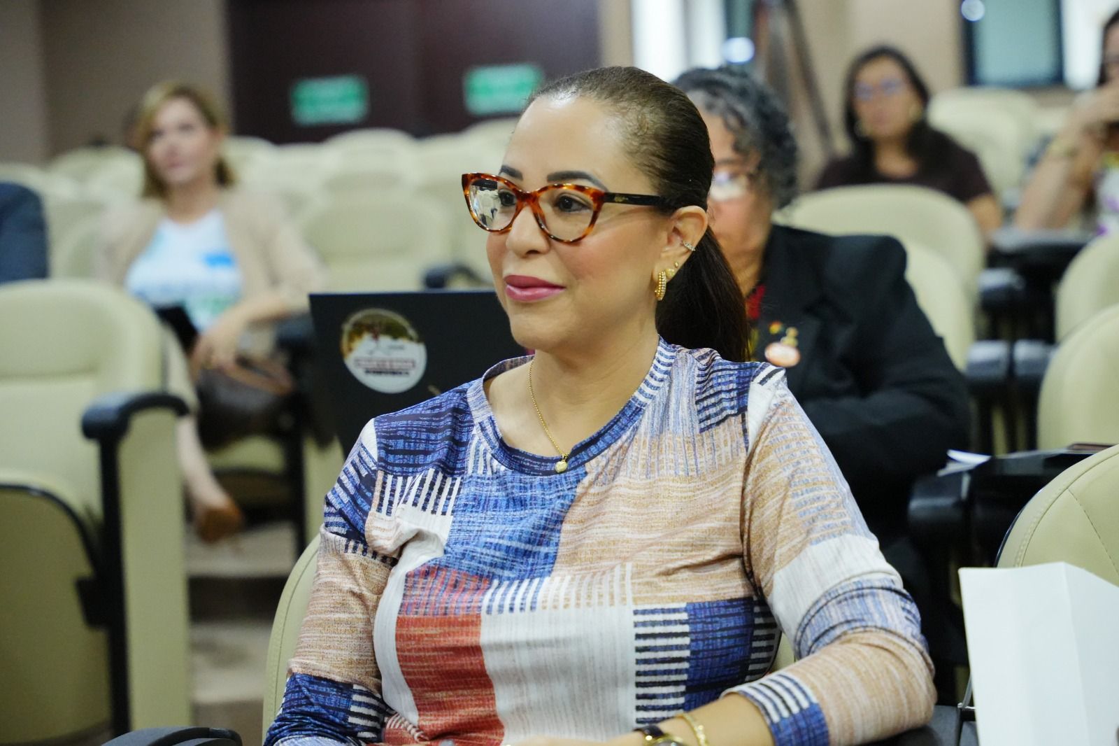 Defensora pública Elisa Maria Pinto de Souza participou da oficina