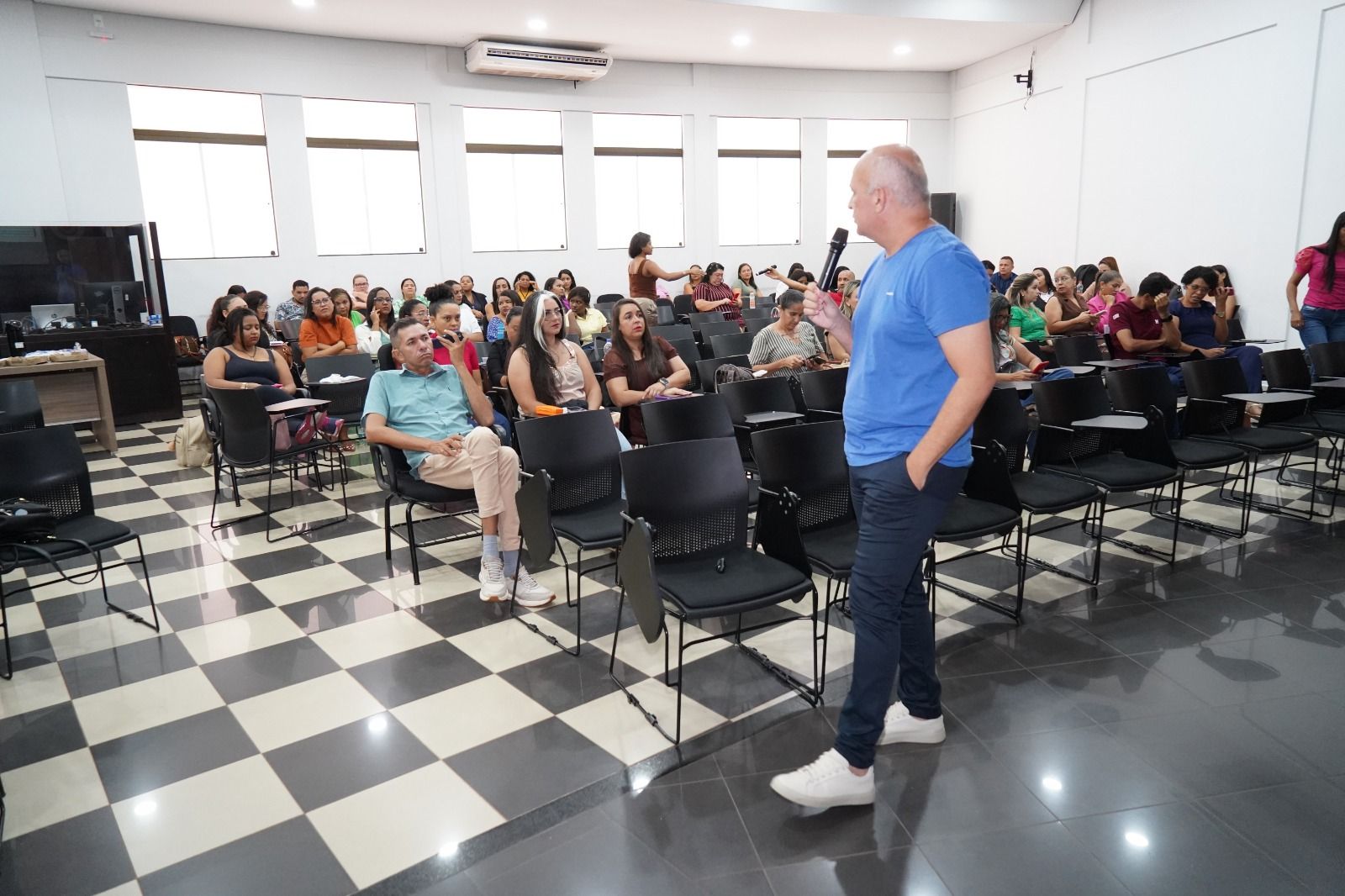 Na quinta-feira, 9, quem conduziu a formação foi o servidor da DPE-TO, Jurimar Júnior