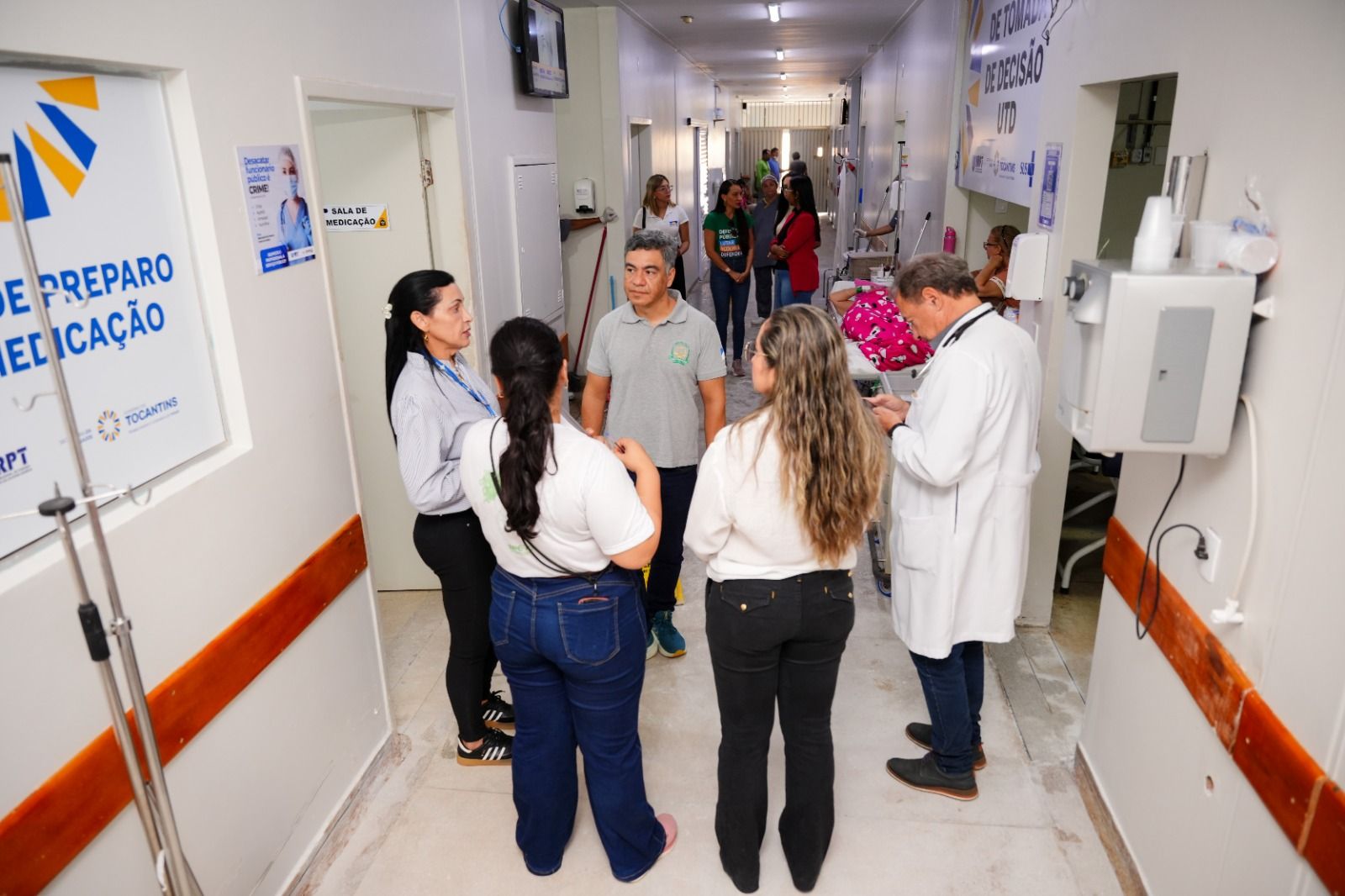 Equipe da Defensoria Pública conversou os profissionais do hospital