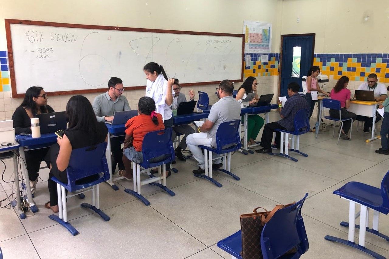 Equipe da Defensoria Pública em atendimento