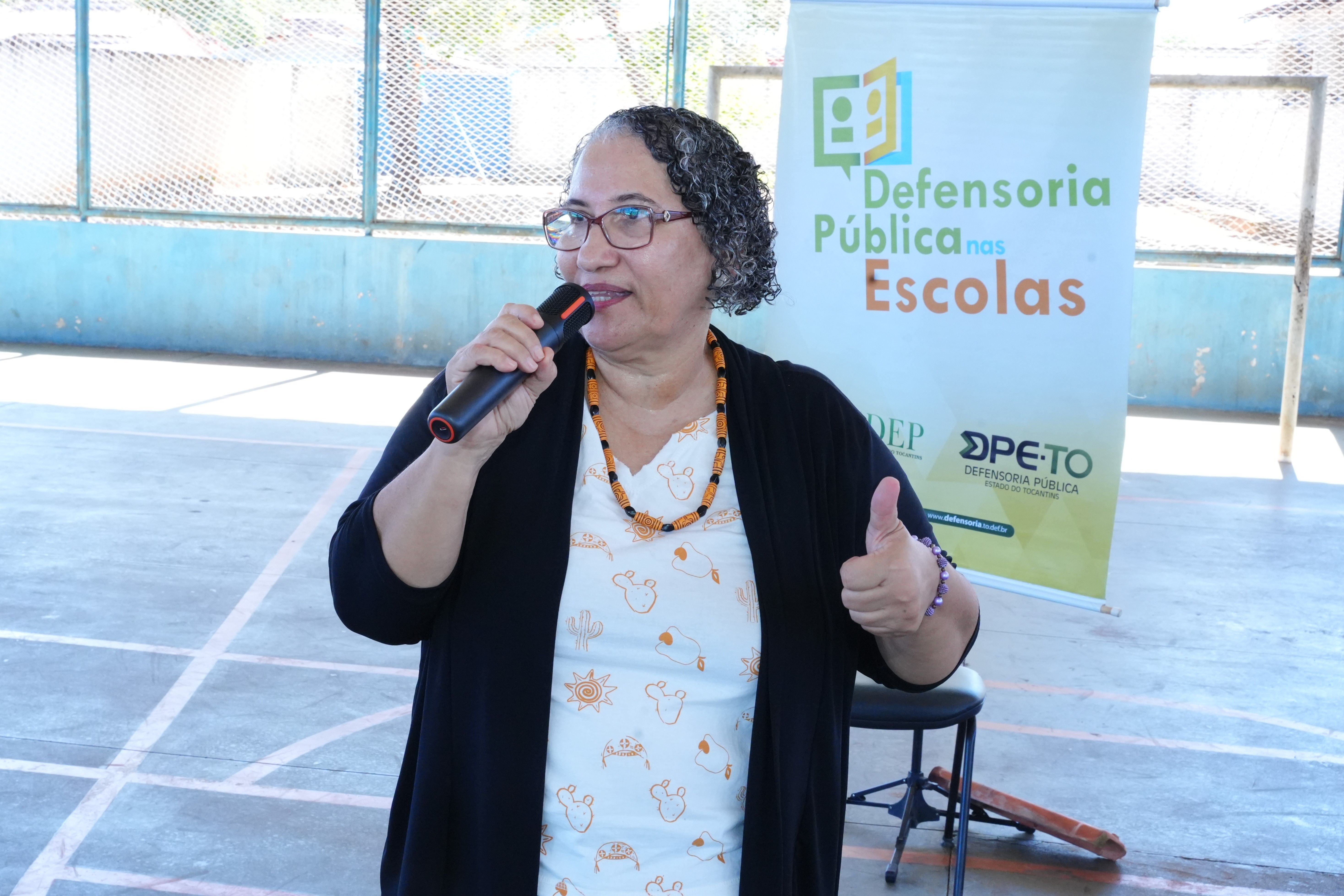 " Quando trabalhamos a prevenção, estamos protegendo não apenas os estudantes, mas toda a sociedade", destacou a palestrante Elizete Sodré