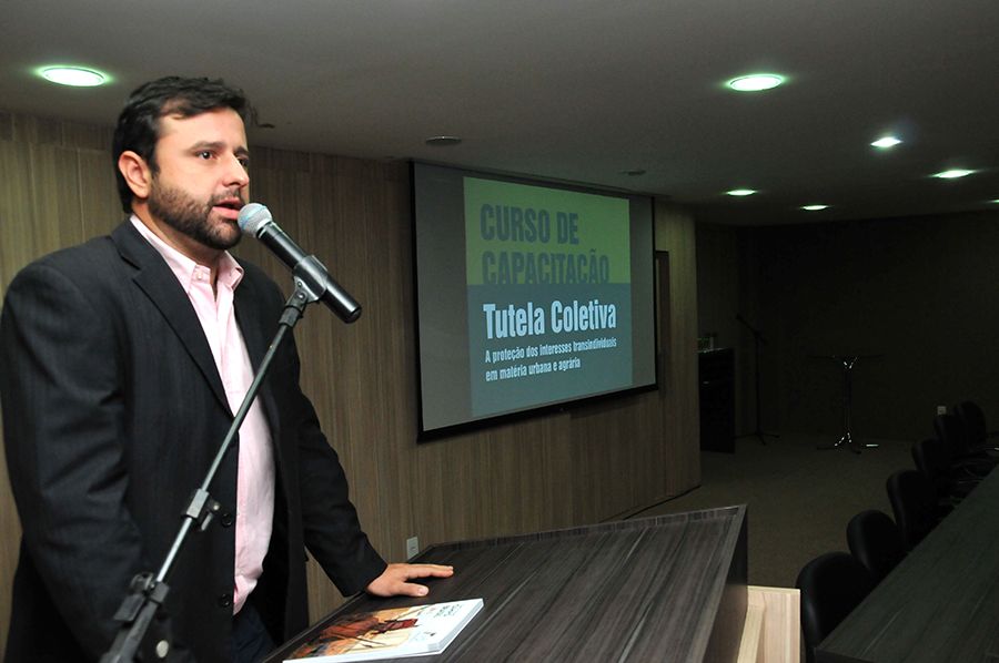 Pronunciamento do defensor público e coordenador do NAC - Arthur Luis Pádua