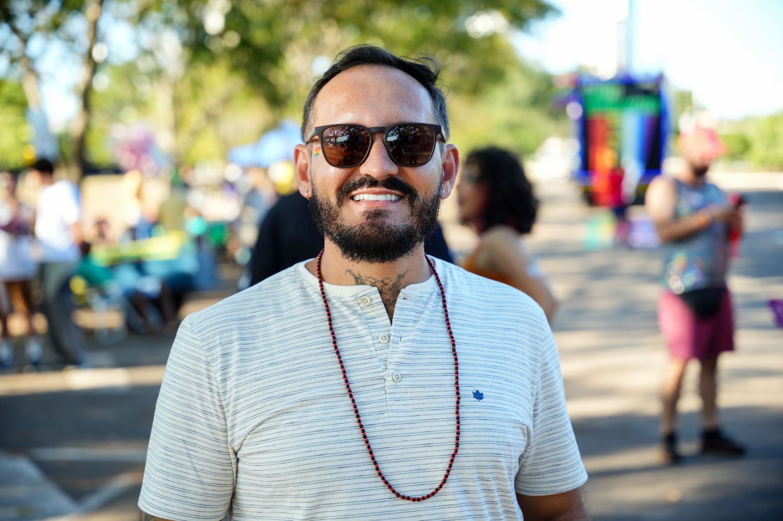 O educador, servidor público e liderança dos povos tradicionais e de terreiro, Rodolfo Praiz, também ressaltou a importância da Parada como um espaço de conscientização e fortalecimento da cidadania