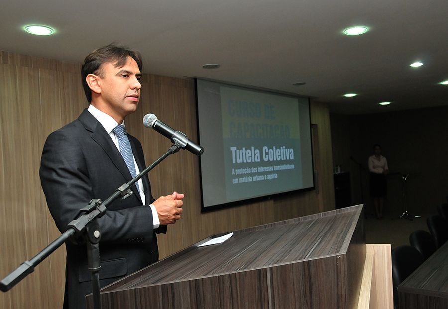 Prununciamento do defensor público geral, Marlon Amorim