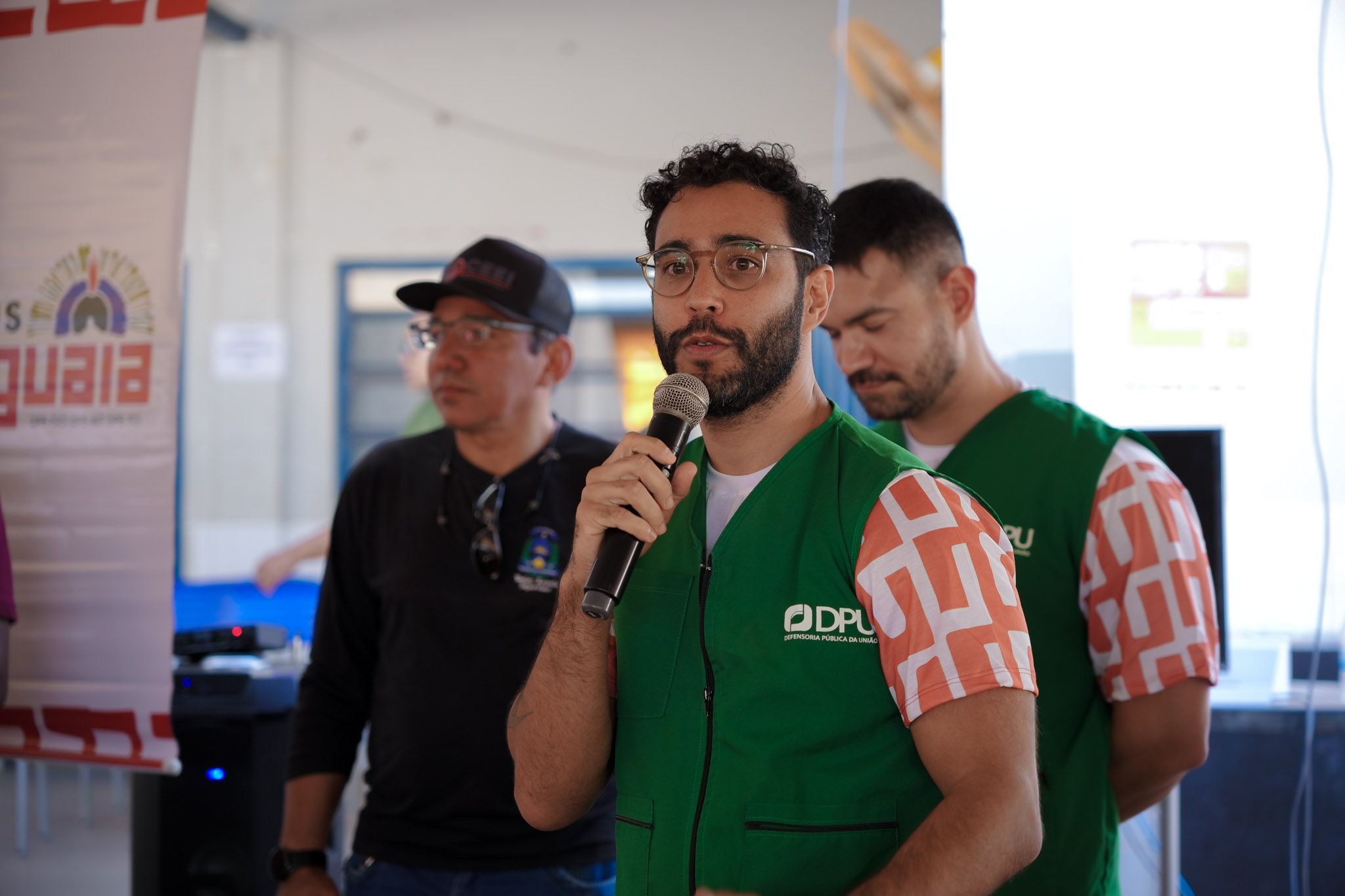 Defensor público federal Ronaldo de Almeida Neto, durante a abertura das atividades na Aldeia Santa Isabel do Morro