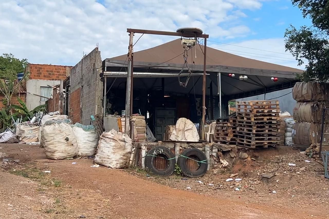 A associação Reciclo Palmas fica na região norte da capital e emprega de forma direta e indireta cerca de 30 pessoas