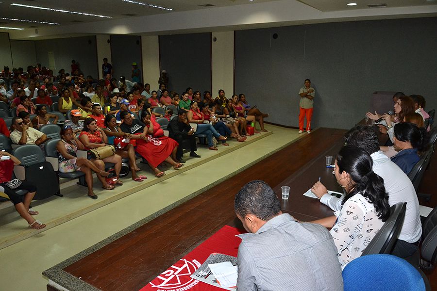 Audiência Pública com as famílias da Ocupação Pinheirinho Vive