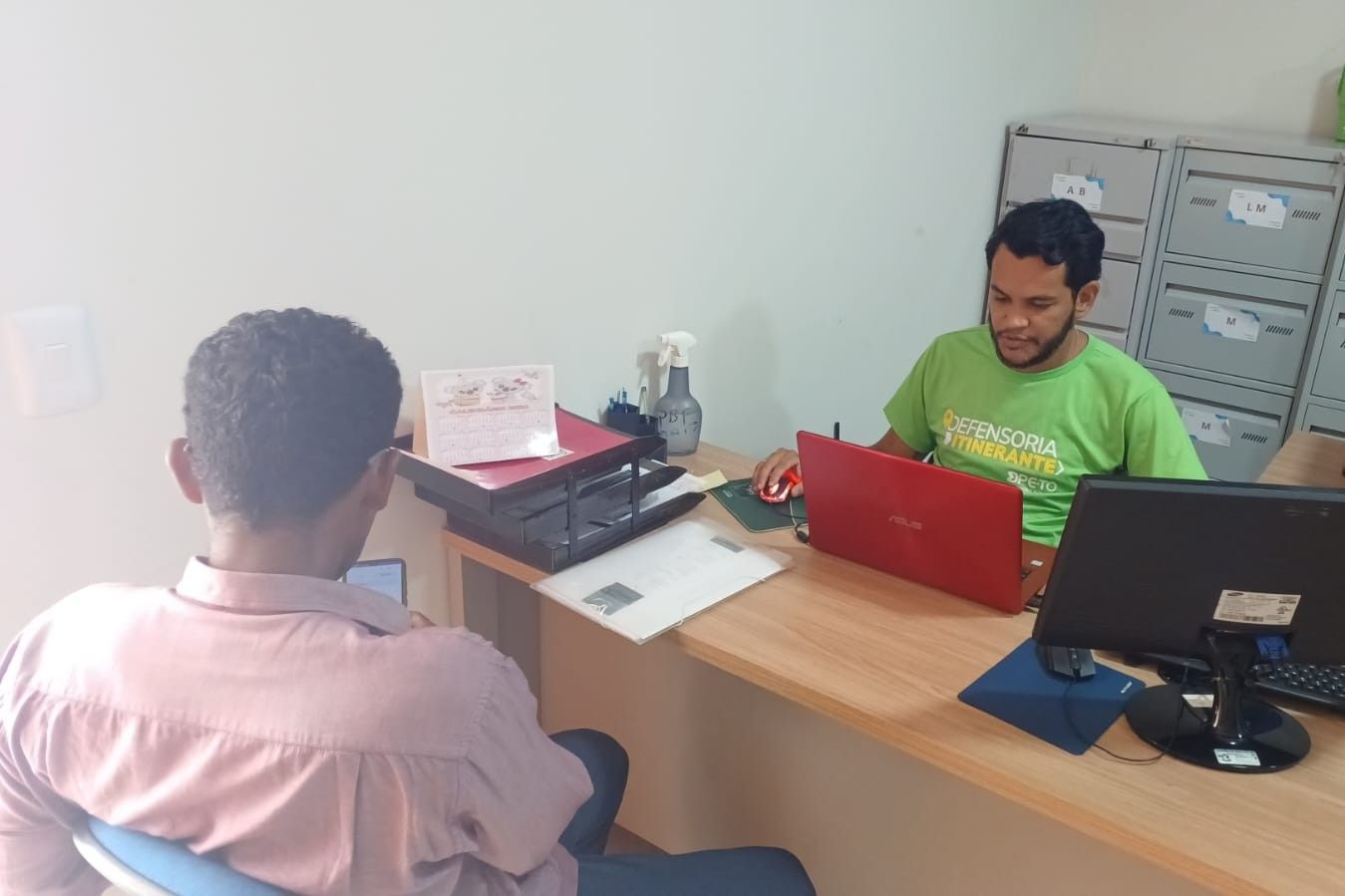Durante a ação, são atendidas pessoas com perfil de assistida de Instituição
