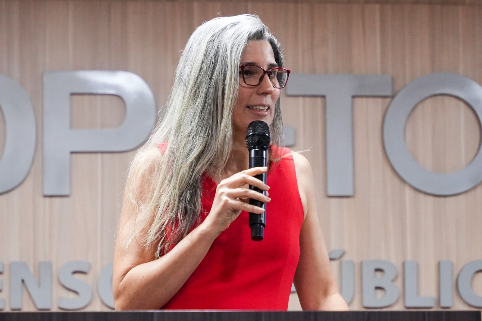 Elydia Monteiro destacou a importância da atuação em rede e da construção de parcerias multidisciplinares