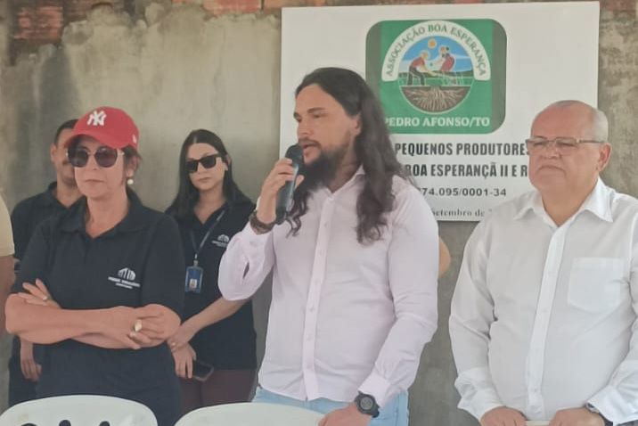 Defensor público Dianslei Santana acompanhou visita na Fazenda Boa Esperança I