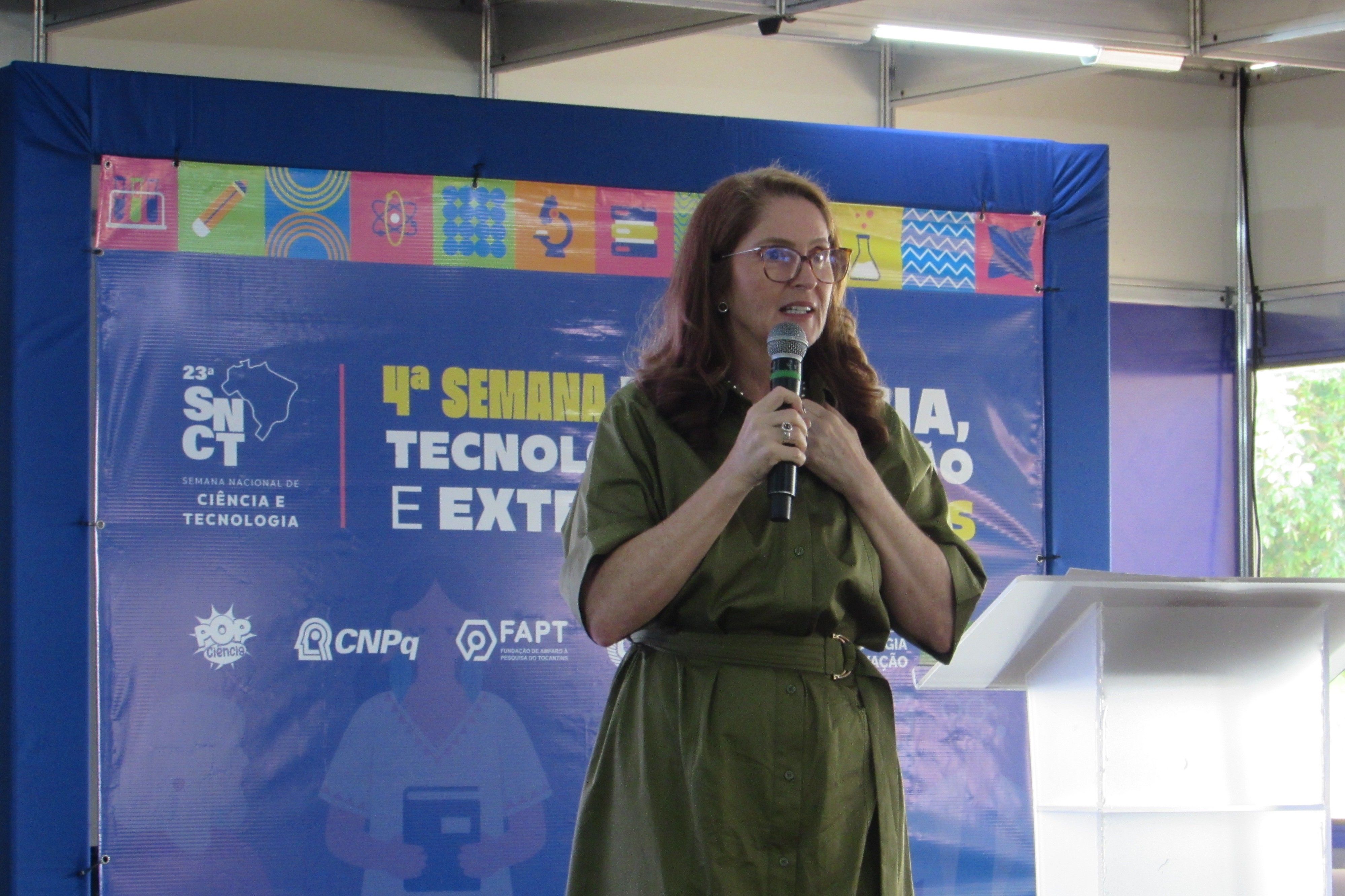 Defensora pública de Minas Gerais, Adriana Patrícia, elogiou projeto Viva, da DPE-TO