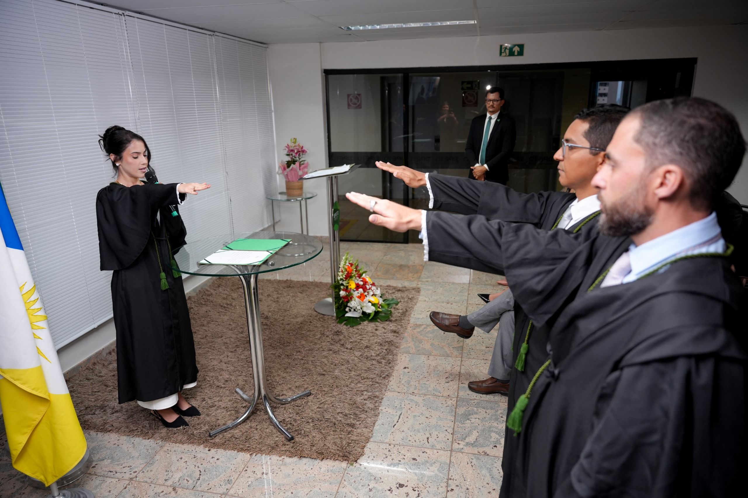 Durante o Ato, os novos membros prestaram juramento e assinaram os termos de posse, assumindo formalmente o compromisso de cumprir as atribuições e responsabilidades do cargo