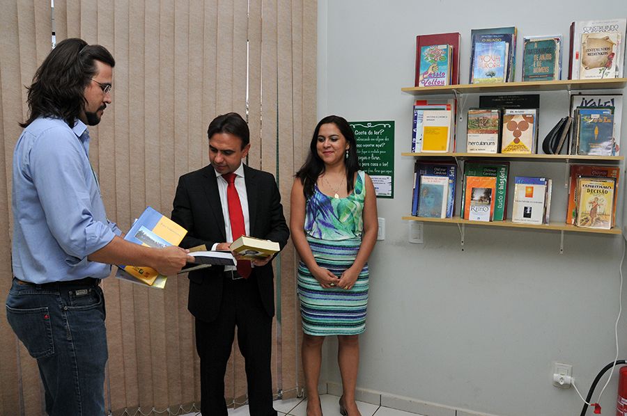 Coordenador de Projetos e Recursos Rodrigo Araújo, defensor público geral, Marlon Amorim e  a diretora do Núcleo Regional, defensora pública Kênia Martins