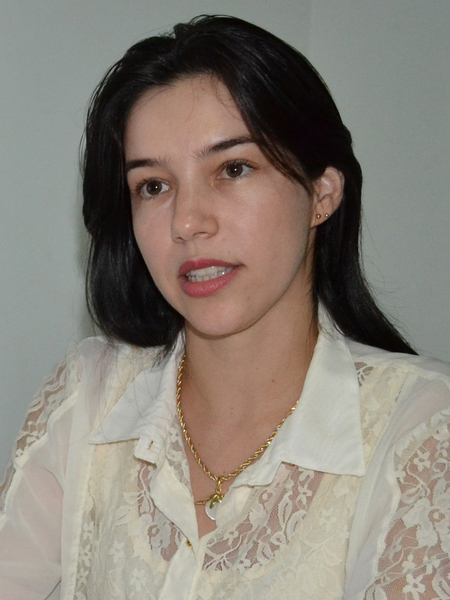 Viviane Lúcia Costa